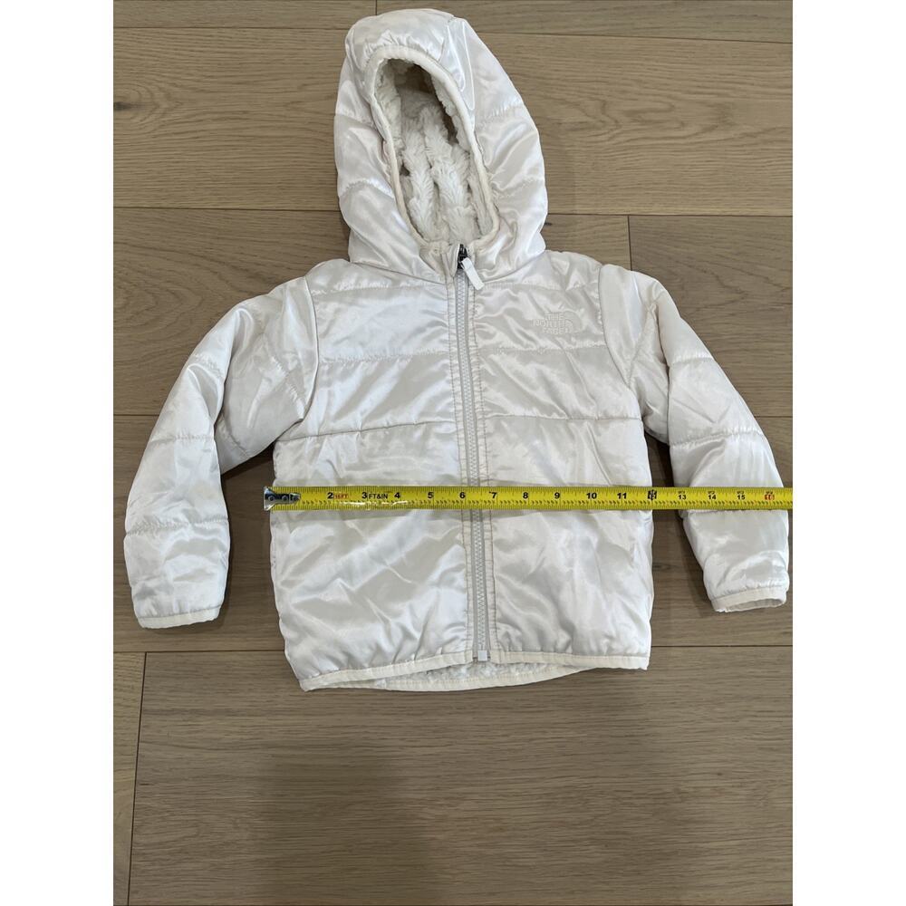 The North Face White Ivory Faux Fur Reversible Jacket 12-18 Months Warm Hood - Picture 4 of 10